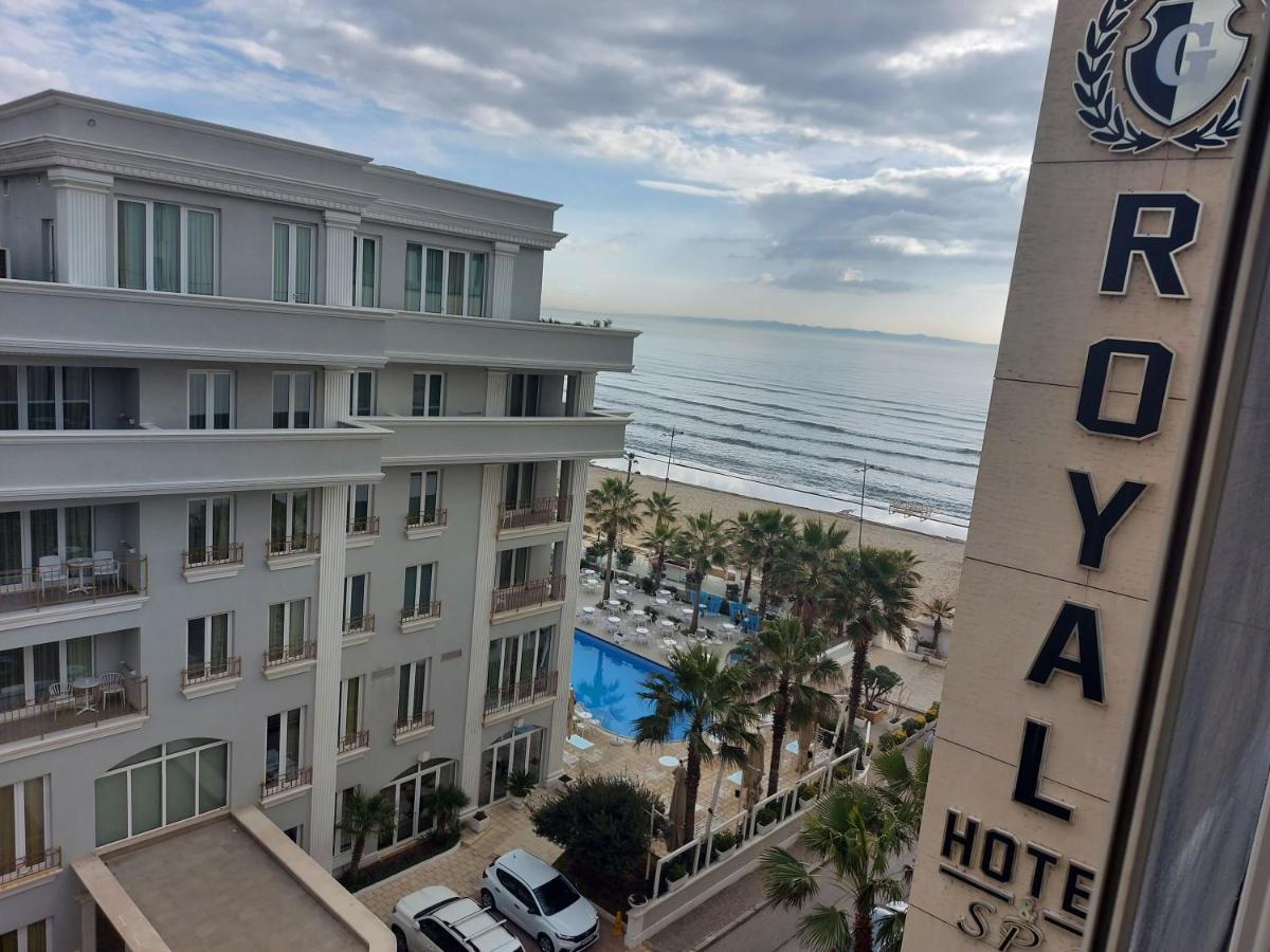 Bral Apartments 8 Two-Bedroom Beachfront Durrës Eksteriør billede