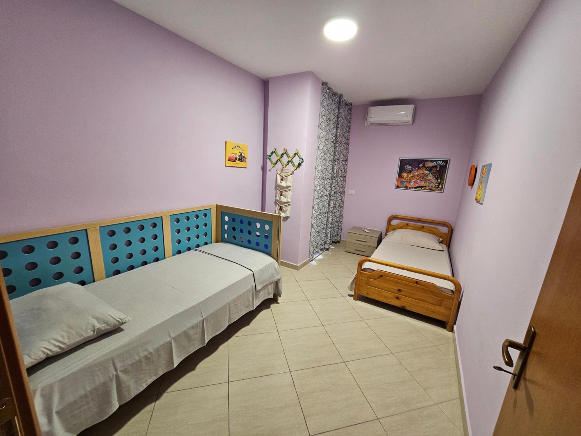 Bral Apartments 8 Two-Bedroom Beachfront Durrës Eksteriør billede